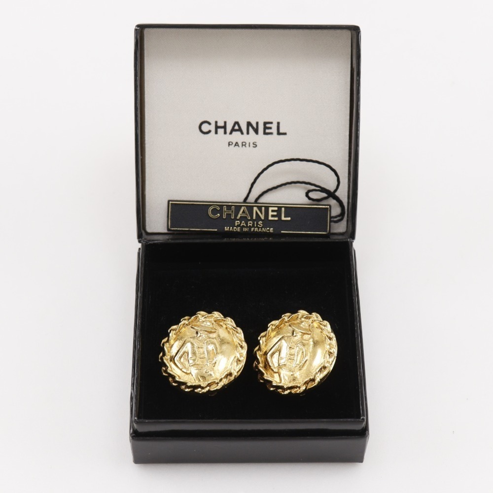 CHANEL Authentic Gold Earrings - Picture 9 of 9